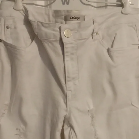 Refuge Crisp White Skinny Jeans - Picture 4 of 7